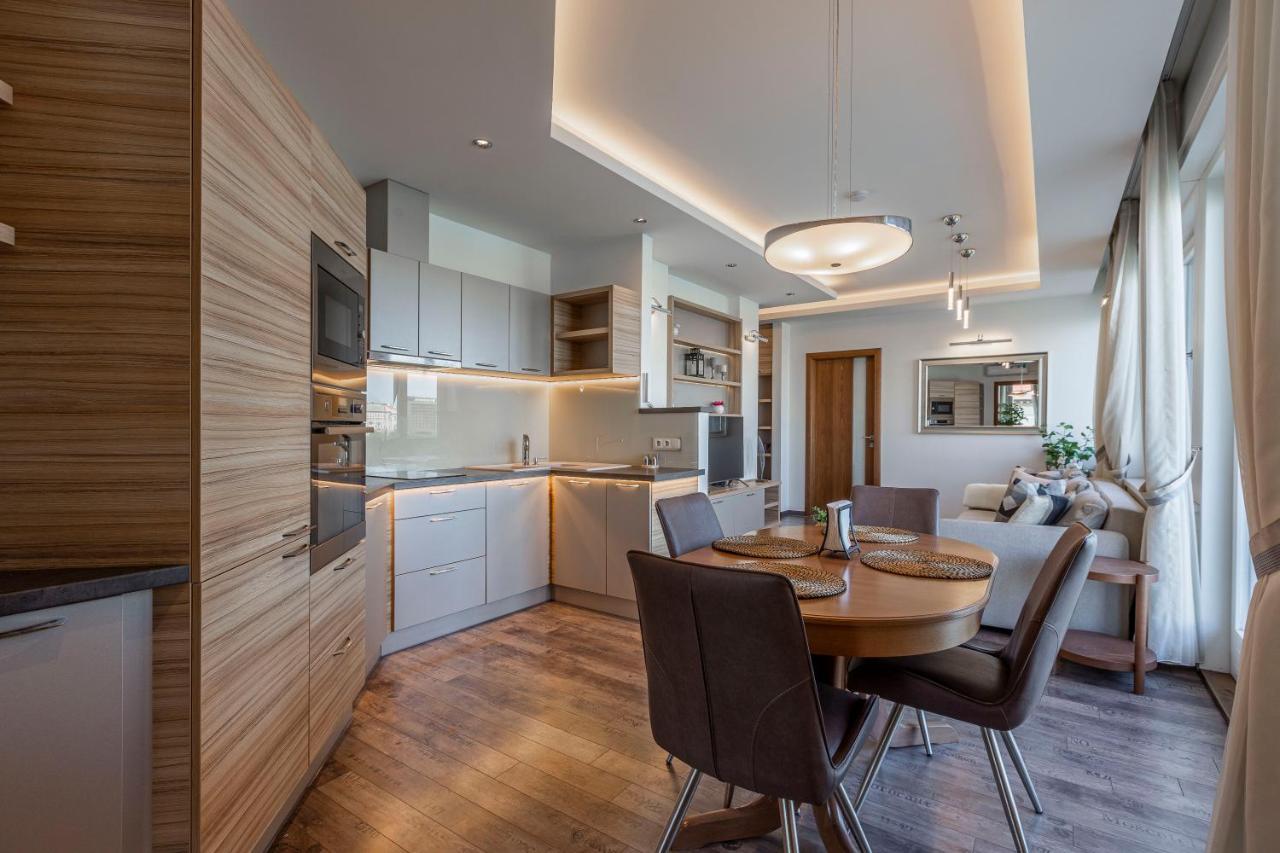 Luxury Residence With A Beautiful View For The Danube River Budapest Exteriör bild