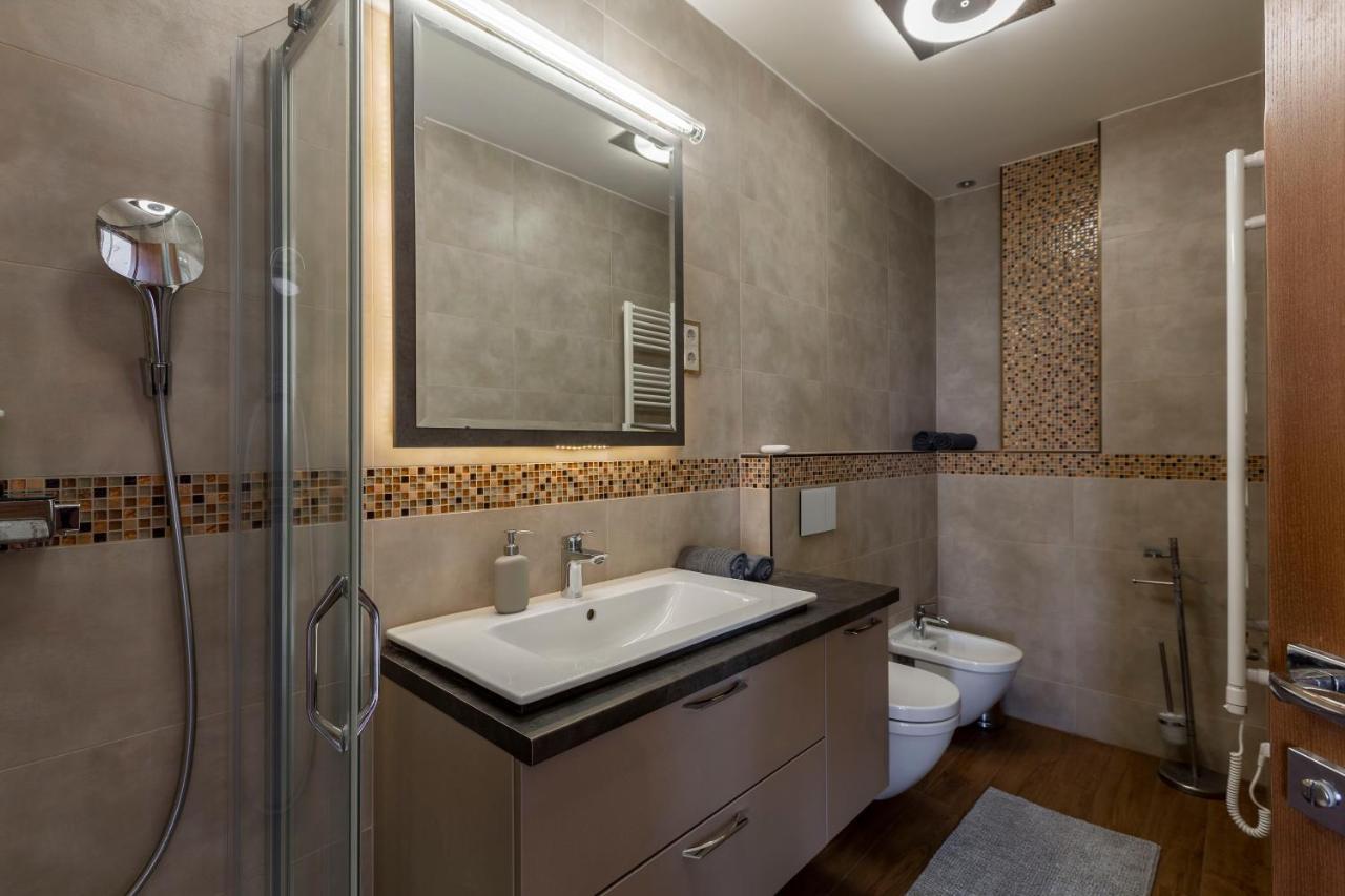 Luxury Residence With A Beautiful View For The Danube River Budapest Exteriör bild