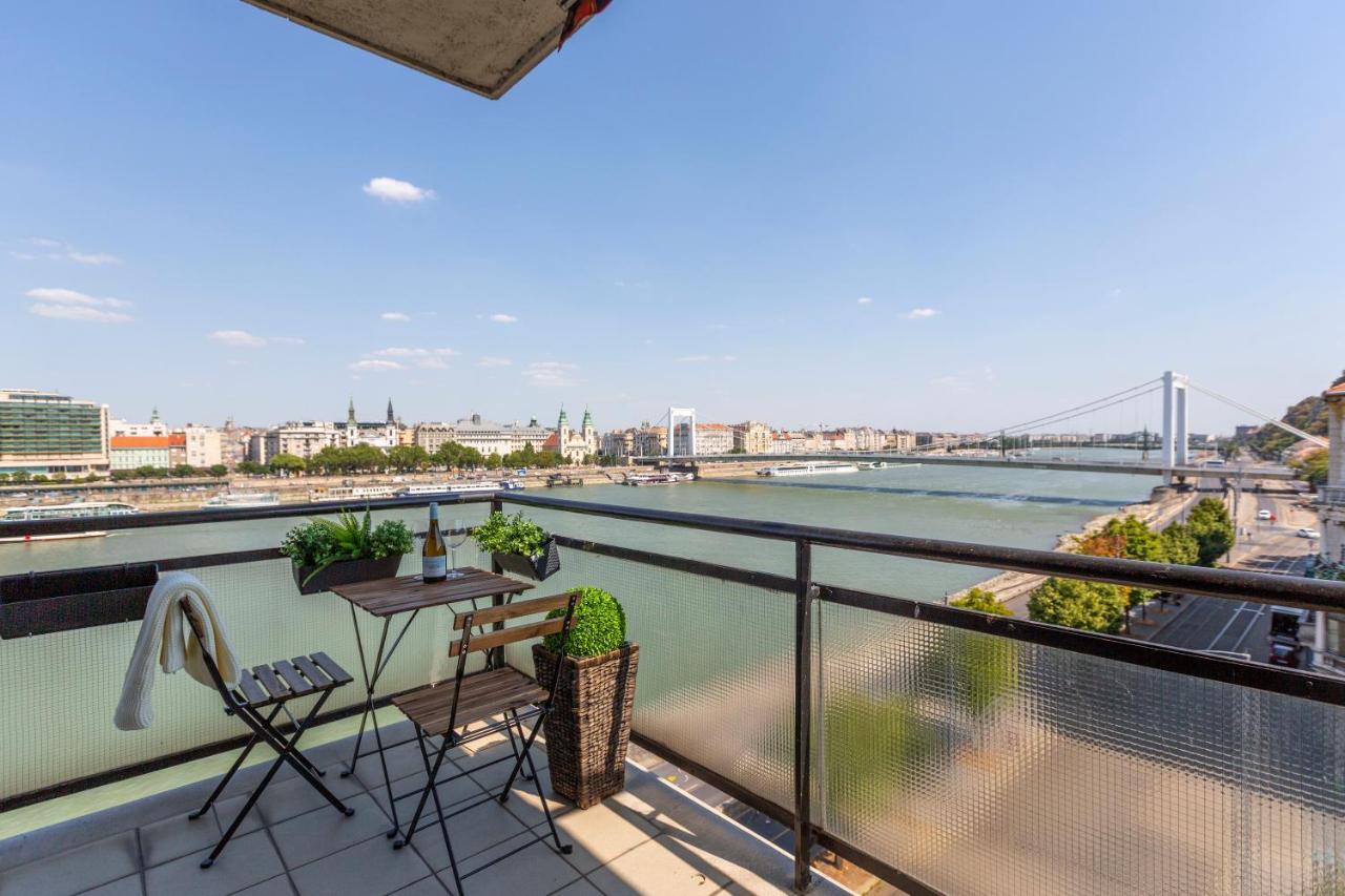 Luxury Residence With A Beautiful View For The Danube River Budapest Exteriör bild