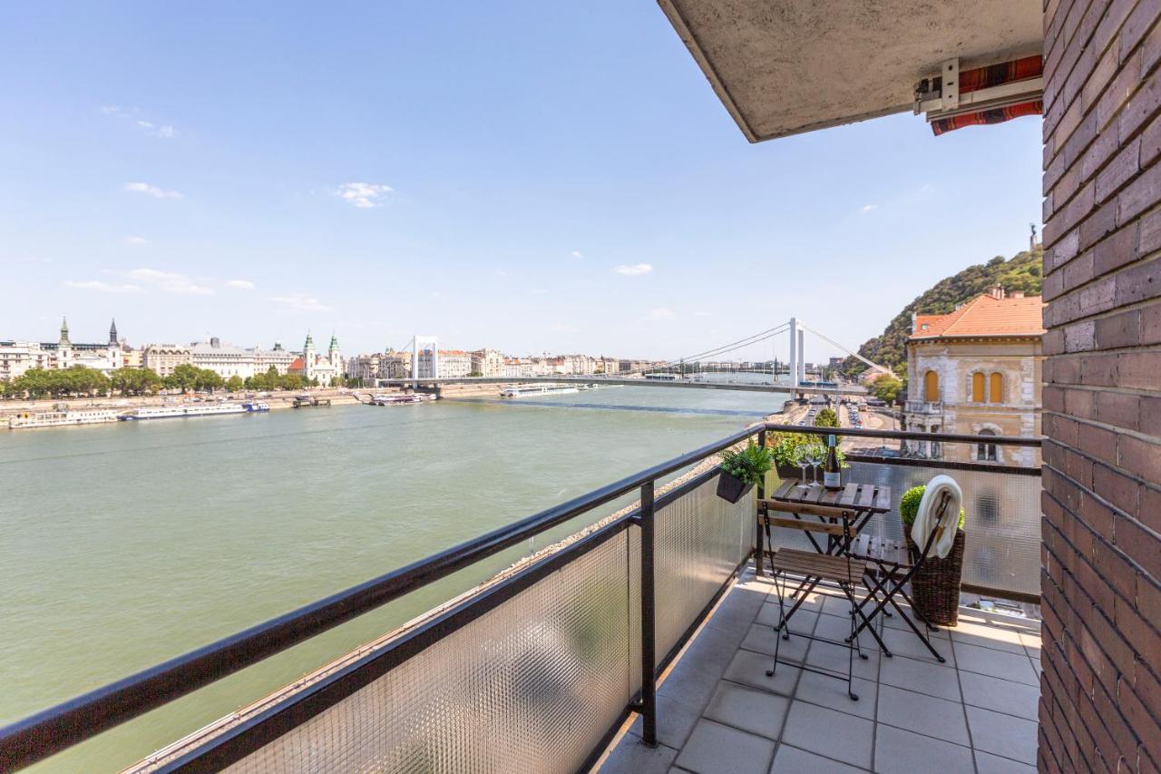 Luxury Residence With A Beautiful View For The Danube River Budapest Exteriör bild