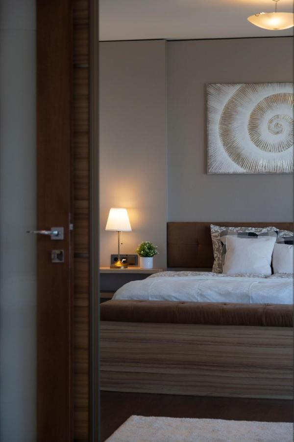 Luxury Residence With A Beautiful View For The Danube River Budapest Exteriör bild