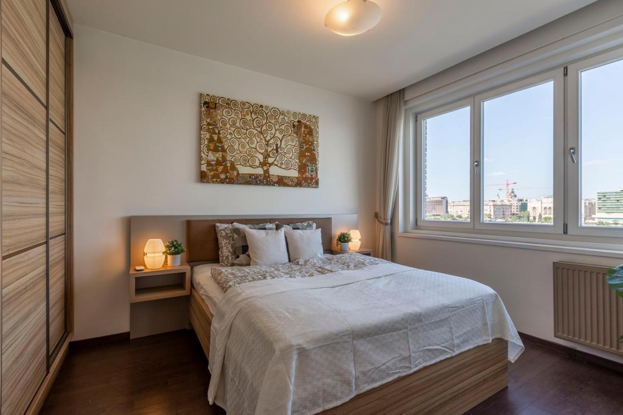 Luxury Residence With A Beautiful View For The Danube River Budapest Exteriör bild