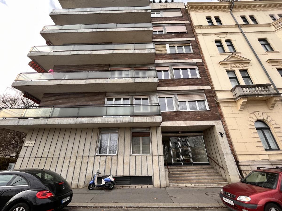 Luxury Residence With A Beautiful View For The Danube River Budapest Exteriör bild